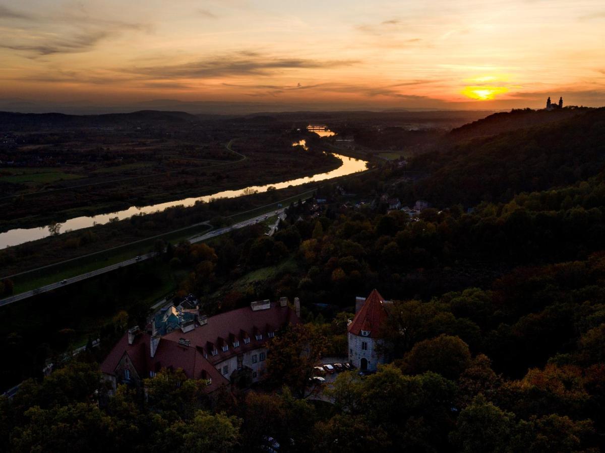 Zinar Castle Hotell Kraków Exteriör bild