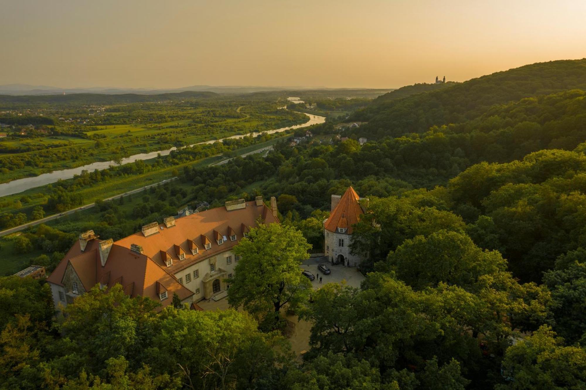 Zinar Castle Hotell Kraków Exteriör bild